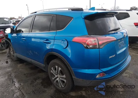 2018 Toyota Rav4 Le z USA, uszkodzony, nr VIN JTMZFREV2JJ747058